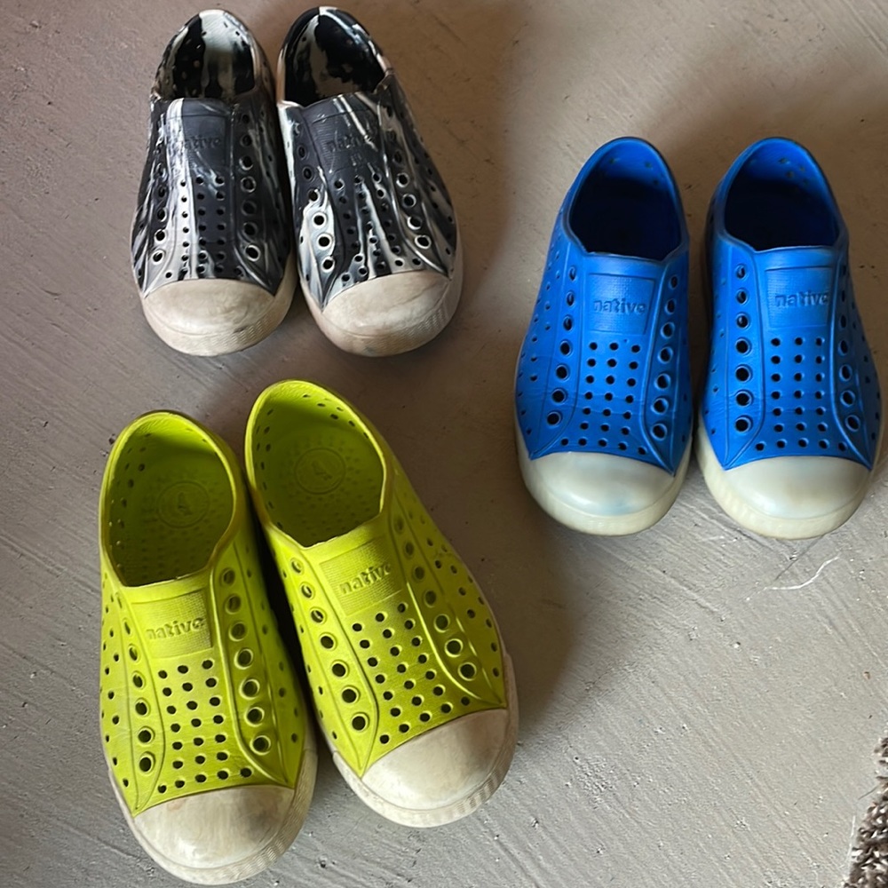 Size 9 toddler boy natives